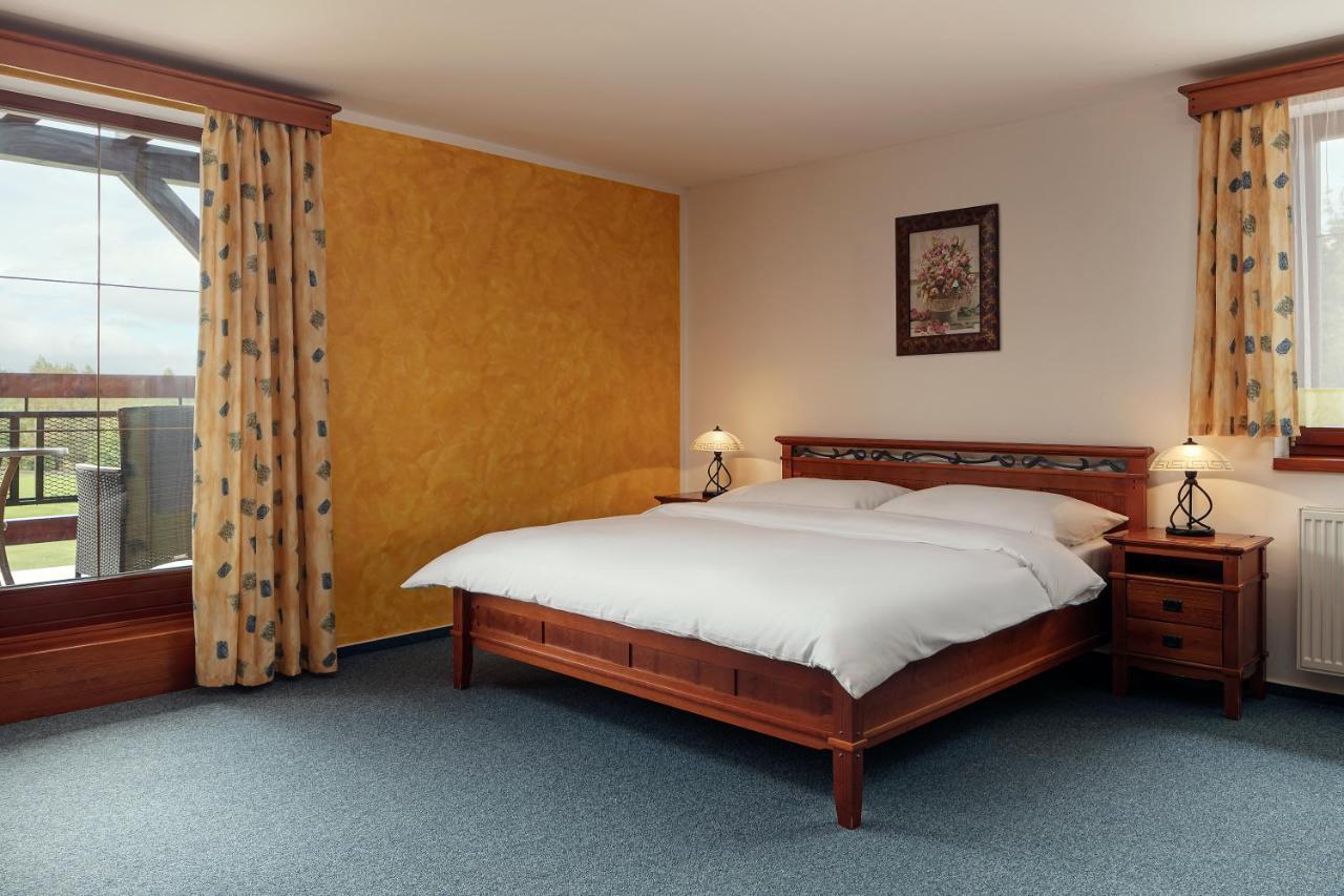 Golf & Spa Kuneticka Hora Dritec Экстерьер фото